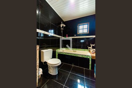 Banheiro Quarto de casa à venda com 2 quartos, 270m² em Harmonia, Canoas
