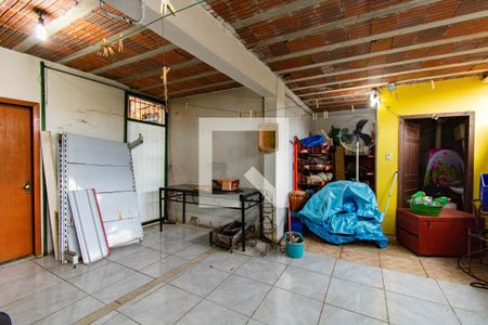 Casa à venda com 270m², 2 quartos e 1 vagaLavanderia 