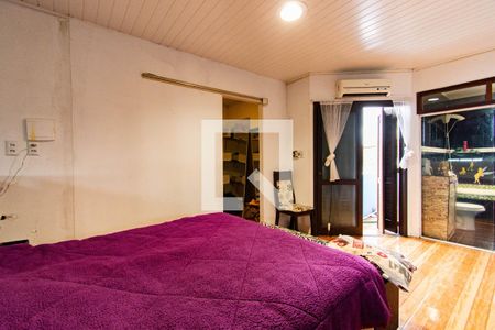 Casa à venda com 270m², 2 quartos e 1 vagaQuarto