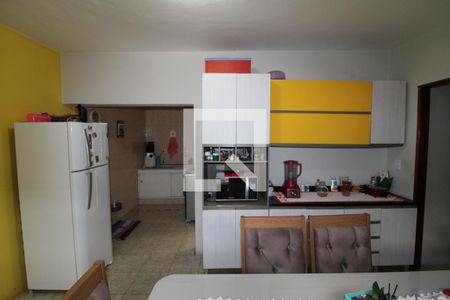 Casa à venda com 220m², 4 quartos e 1 vagaCasa 2 - Cozinha