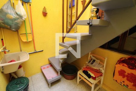 Casa à venda com 220m², 4 quartos e 1 vagaCasa 2 - Área de Serviço