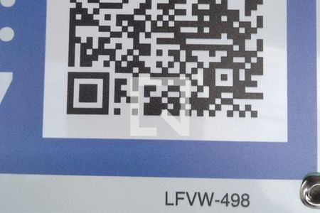 Casa à venda com 220m², 4 quartos e 1 vaga Casa à venda com 220m², 4 quartos e 1 vagaFachada