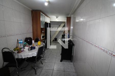 Casa à venda com 220m², 4 quartos e 1 vagaCozinha
