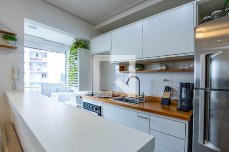 Sala/Cozinha de apartamento para alugar com 1 quarto, 40m² em Jardim Ibitirama, São Paulo