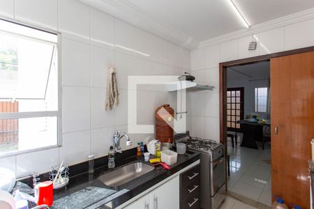 Apartamento à venda com 91m², 3 quartos e 2 vagasCozinha