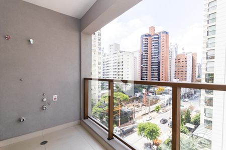 Varanda de kitnet/studio à venda com 1 quarto, 27m² em Vila Nova Conceição, São Paulo