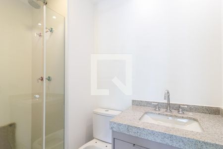 Banheiro de kitnet/studio à venda com 1 quarto, 27m² em Vila Nova Conceição, São Paulo