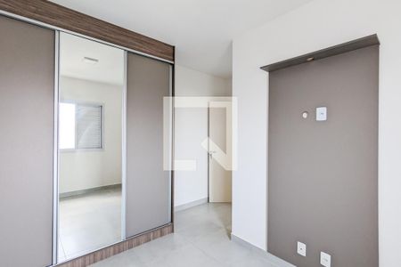 Quarto da suíte de apartamento para alugar com 2 quartos, 65m² em Rudge Ramos, São Bernardo do Campo