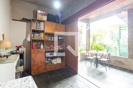 Casa à venda com 300m², 3 quartos e 2 vagasComodo 