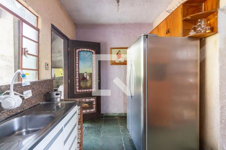 Casa à venda com 300m², 3 quartos e 2 vagasCozinha 