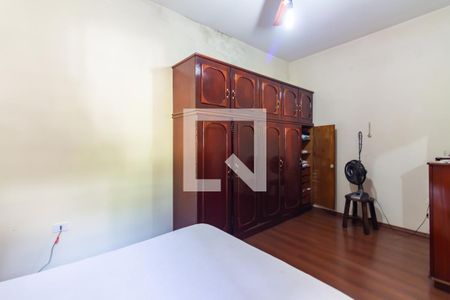 Casa à venda com 300m², 3 quartos e 2 vagasQuarto 2