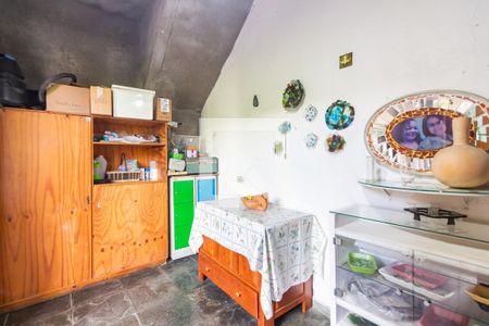 Casa à venda com 300m², 3 quartos e 2 vagasComodo 