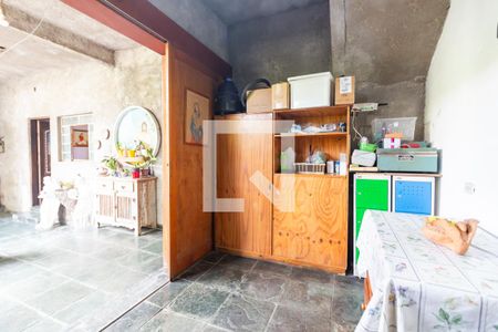 Casa à venda com 300m², 3 quartos e 2 vagasComodo 