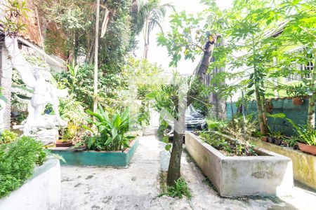 Casa à venda com 300m², 3 quartos e 2 vagasQuintal