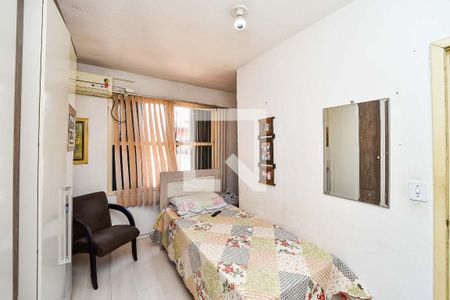 Quarto 2 de apartamento para alugar com 2 quartos, 51m² em Rubem Berta, Porto Alegre