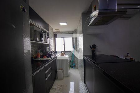 Apartamento à venda com 89m², 3 quartos e 2 vagas Apartamento à venda com 89m², 3 quartos e 2 vagasCozinha e Área de Serviço