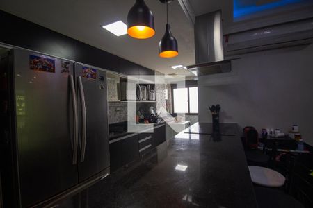 Apartamento à venda com 89m², 3 quartos e 2 vagas Apartamento à venda com 89m², 3 quartos e 2 vagasCozinha e Área de Serviço
