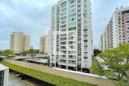Vista da Sala de apartamento para alugar com 2 quartos, 65m² em Passo da Areia, Porto Alegre