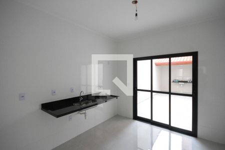 Casa à venda com 115m², 3 quartos e 2 vagas Casa à venda com 115m², 3 quartos e 2 vagasCozinha