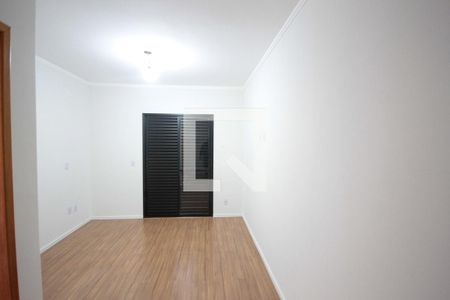Casa à venda com 115m², 3 quartos e 2 vagas Casa à venda com 115m², 3 quartos e 2 vagasSuíte