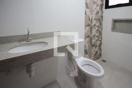 Casa à venda com 115m², 3 quartos e 2 vagas Casa à venda com 115m², 3 quartos e 2 vagasBanheiro Social