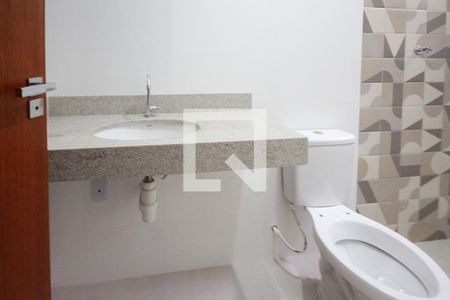 Casa à venda com 115m², 3 quartos e 2 vagas Casa à venda com 115m², 3 quartos e 2 vagasBanheiro Social