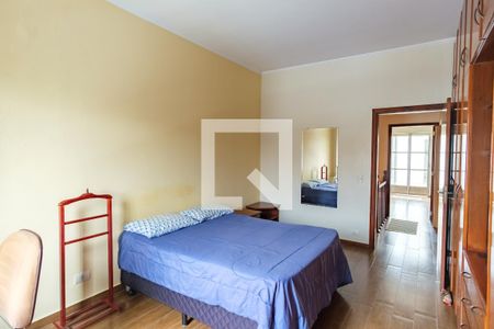 Casa à venda com 293m², 3 quartos e 5 vagasQuarto 2