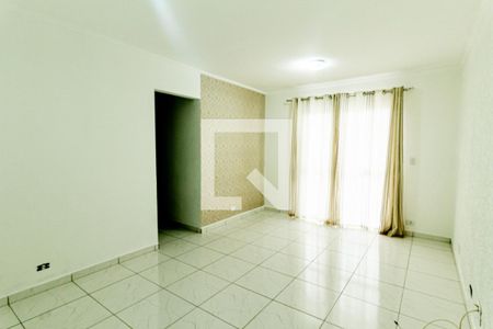 Sala de apartamento à venda com 2 quartos, 61m² em Vila Floresta, Santo André