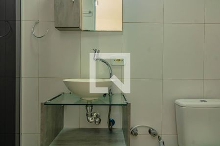 Banheiro de apartamento à venda com 1 quarto, 25m² em Vila Clementino, São Paulo