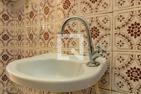 Banheiro  de casa para alugar com 1 quarto, 37m² em Parque do Estado, São Paulo