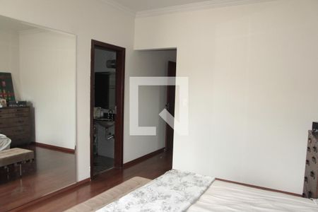 Casa à venda com 238m², 3 quartos e 3 vagasQuarto 2