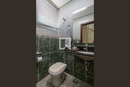 Lavabo de casa para alugar com 4 quartos, 238m² em Santa Amelia, Belo Horizonte