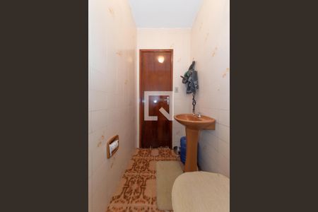 Casa à venda com 263m², 4 quartos e 3 vagasBanheiro de Serviço