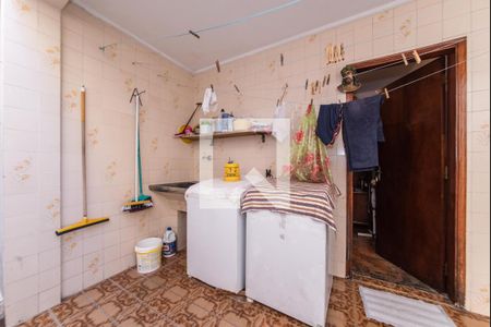 Casa à venda com 263m², 4 quartos e 3 vagasLavanderia