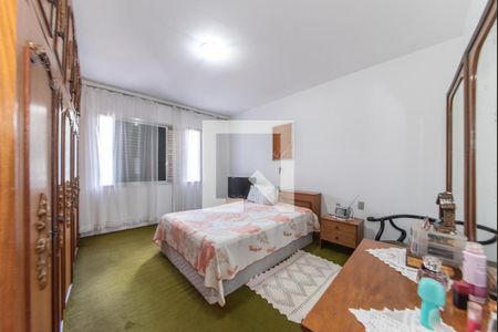 Casa à venda com 263m², 4 quartos e 3 vagasSuíte 2