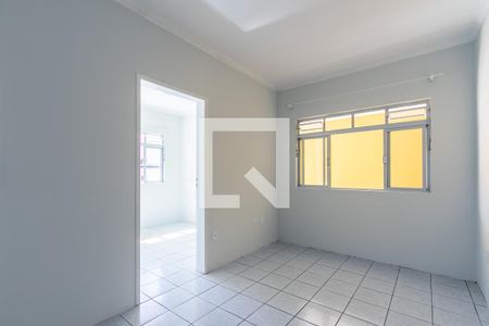 Sala de casa para alugar com 3 quartos, 65m² em Barreiros, São José