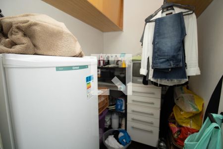 Apartamento à venda com 193m², 4 quartos e 3 vagasQuarto de serviço - Armários