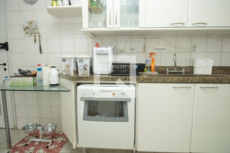 Apartamento à venda com 193m², 4 quartos e 3 vagasCozinha