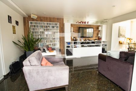 Cobertura sala, home theatre de apartamento à venda com 4 quartos, 193m² em Indianópolis, São Paulo