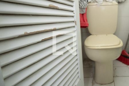 Apartamento à venda com 193m², 4 quartos e 3 vagasBanheiro de serviço - Louça sanitária