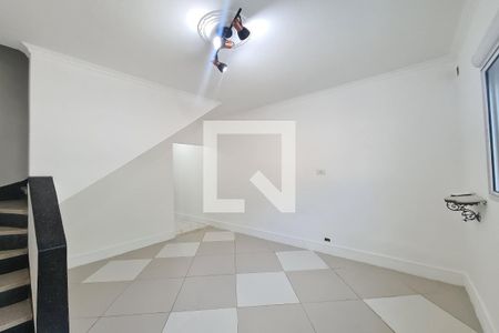Sala de casa para alugar com 2 quartos, 100m² em Vila Graciosa, São Paulo