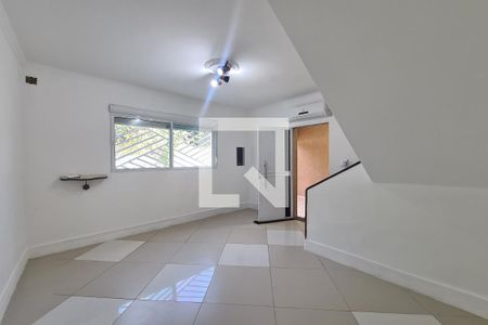 Sala de casa para alugar com 2 quartos, 100m² em Vila Graciosa, São Paulo