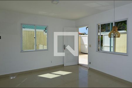 Sala  de casa para alugar com 3 quartos, 150m² em Recreio dos Bandeirantes, Rio de Janeiro