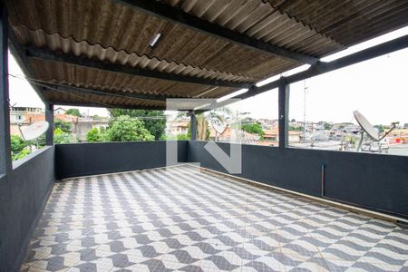 Varanda de casa para alugar com 2 quartos, 80m² em Jardim Presidente Dutra, Guarulhos