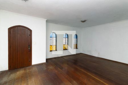 Sala de casa para alugar com 4 quartos, 250m² em Jardim Santa Maria, São Paulo