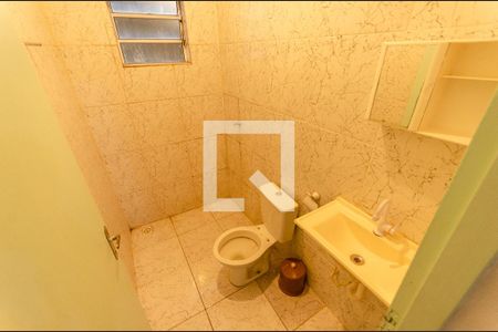 Casa para alugar com 50m², 1 quarto e sem vaga Casa para alugar com 50m², 1 quarto e sem vagaBanheiro