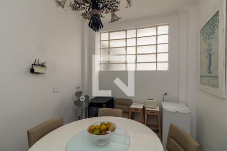 Apartamento para alugar com 218m², 3 quartos e 1 vagaCopa