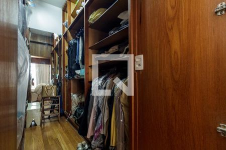 Apartamento para alugar com 218m², 3 quartos e 1 vagaCloset do Quarto 1