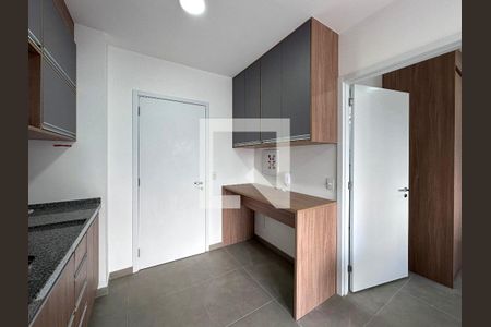 Sala/Cozinha de apartamento para alugar com 1 quarto, 35m² em Campo Belo, São Paulo