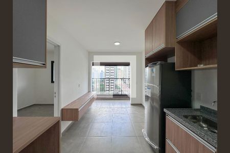 Sala/Cozinha de apartamento para alugar com 1 quarto, 35m² em Campo Belo, São Paulo